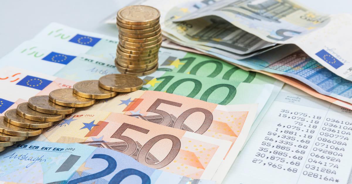 Bargeld, Sparbuch, Bankkonto